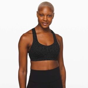 Lululemon Free to Be Serene Bra
